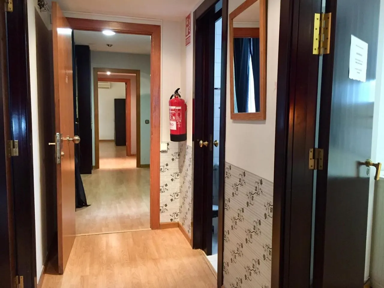Daire Gaudi Residence Barselona İspanya